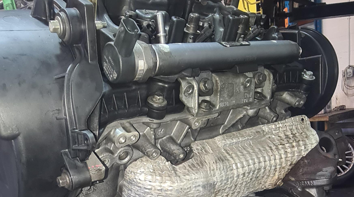 Jaguar S-Type Engine Rebuild