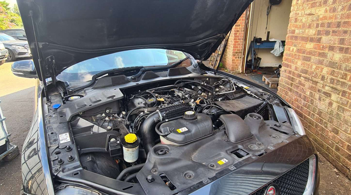 Jaguar XF Sportbrake Engines