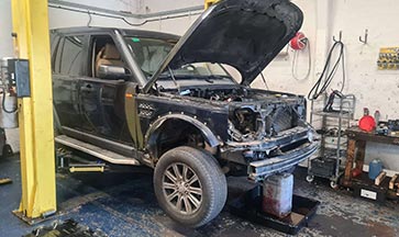 Land-Rover-Discovery-4