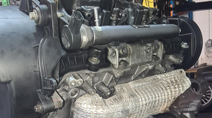 Jaguar S-Type Engine Rebuild